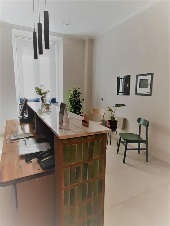 Suore Concezioniste Missionarie - Carmen Salles Roma Bed & Breakfast ภายนอก รูปภาพ